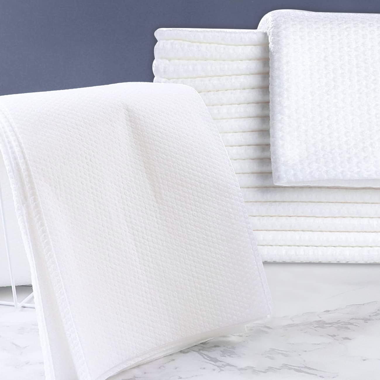 Disposable Bath Hair Drying Towels 50 Count Super Absorbent Luxury Towels