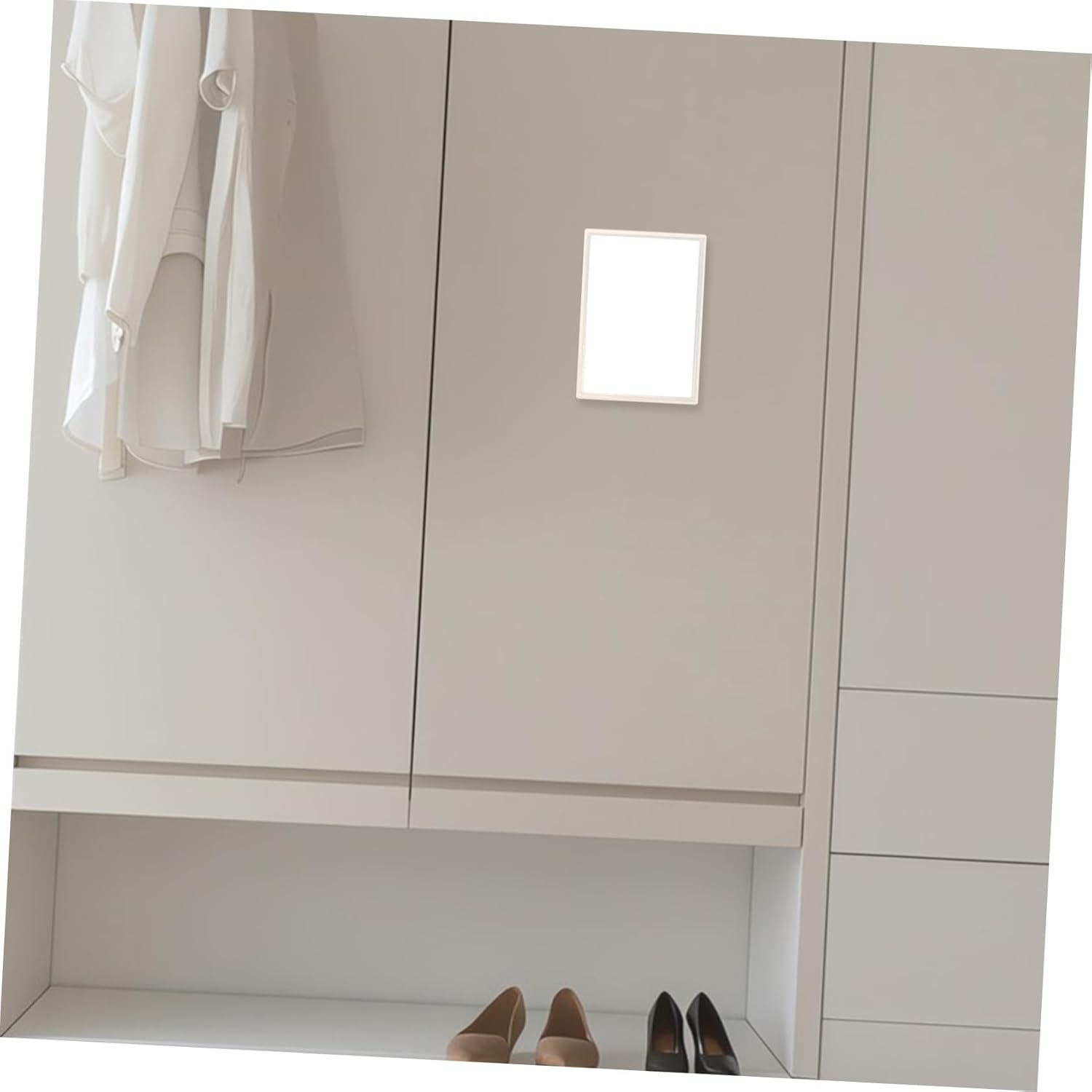 Cabilock Vintage Wall Mounted Compact Mirror