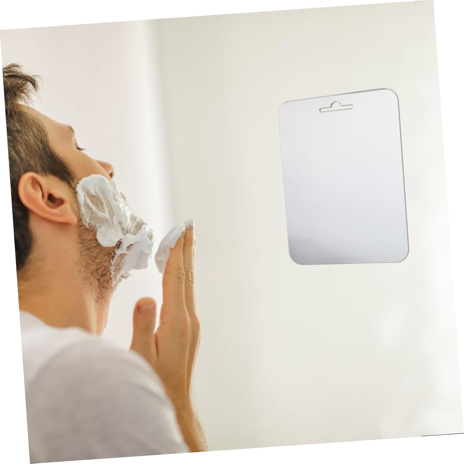 Healeved Travel-Friendly Anti-Fog Mirror Razor for All Ages