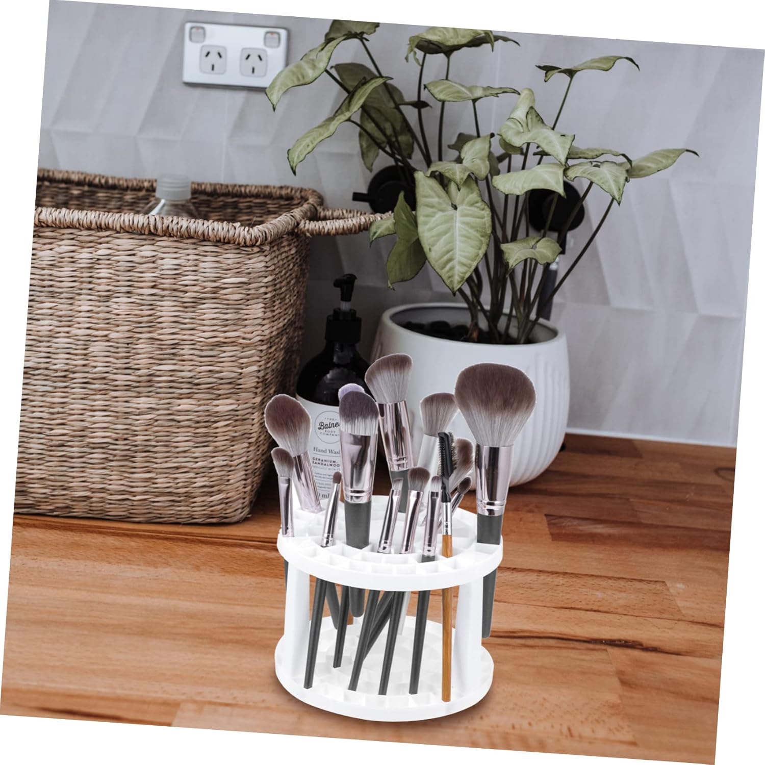 SOESFOUFU Desktop Makeup Brush Organizer 49 Slots