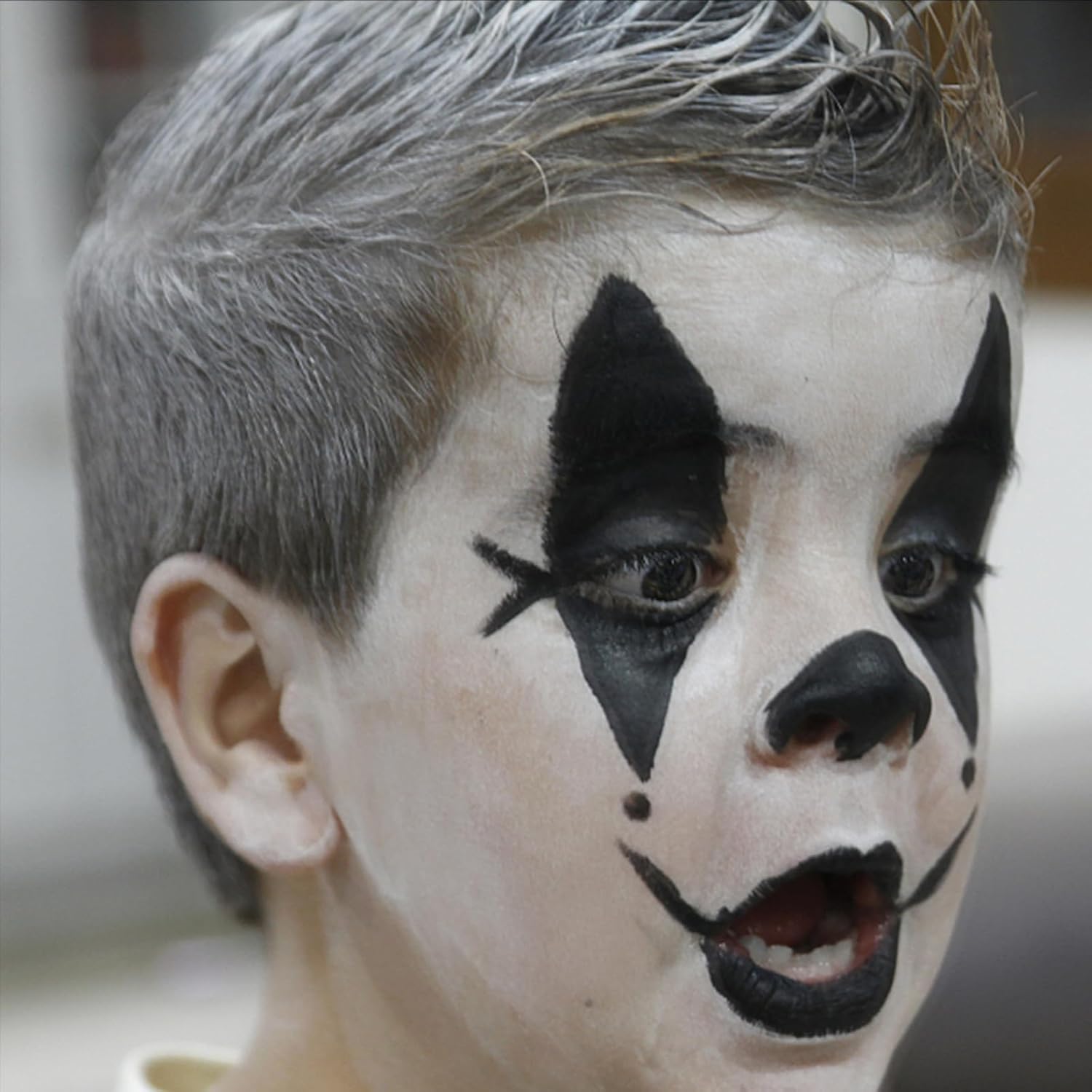 ROPALIA Face Body Paint Stick for Halloween Cosplay