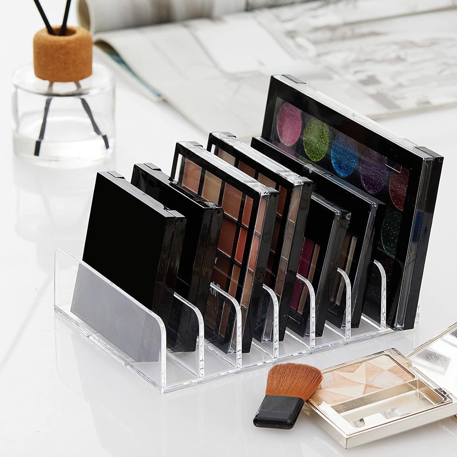 Croudoa 7 Section Acrylic Eyeshadow Palette Organizer