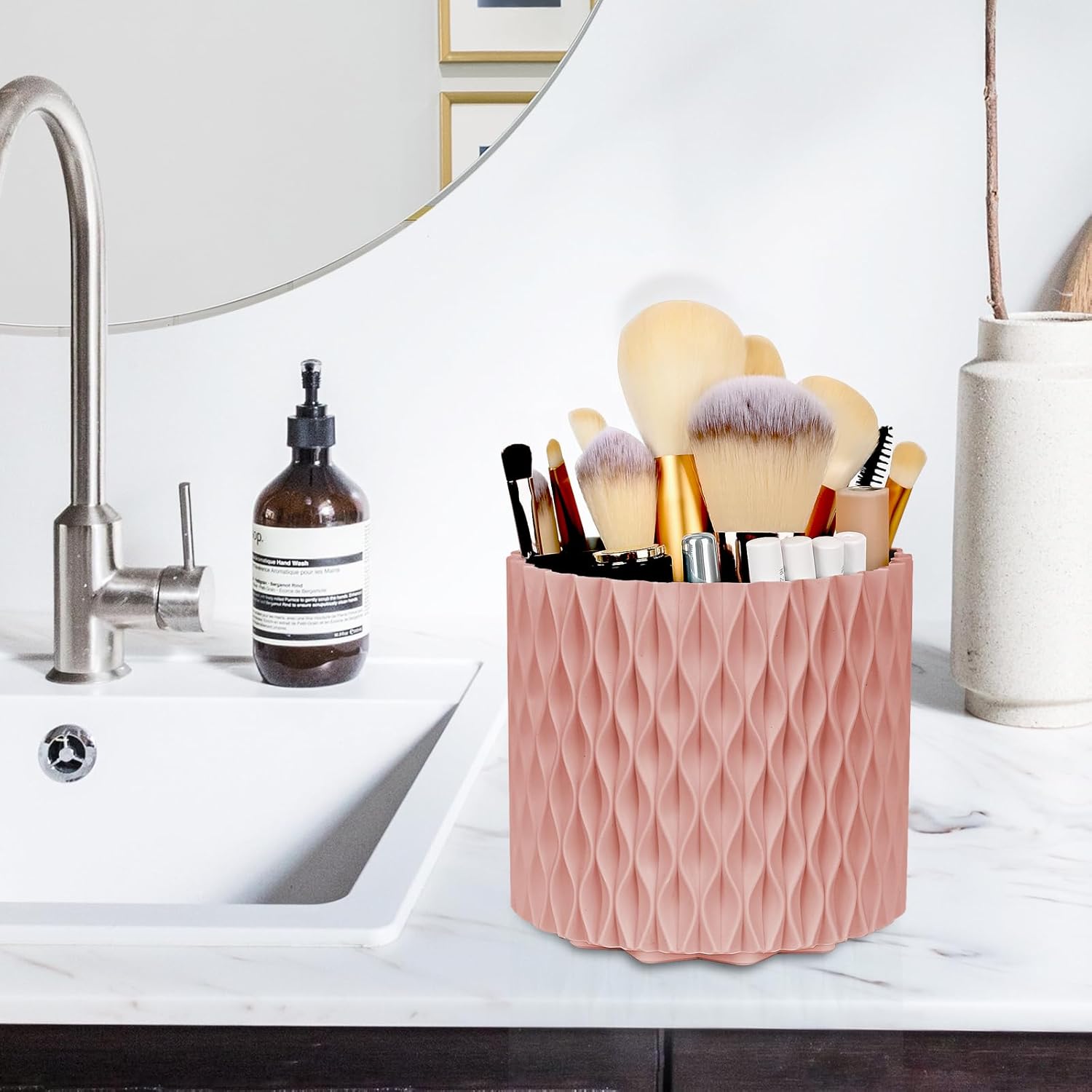 WAFJAMF Makeup Brush Holder 360 Rotating 5 Slot Organizer - Pink