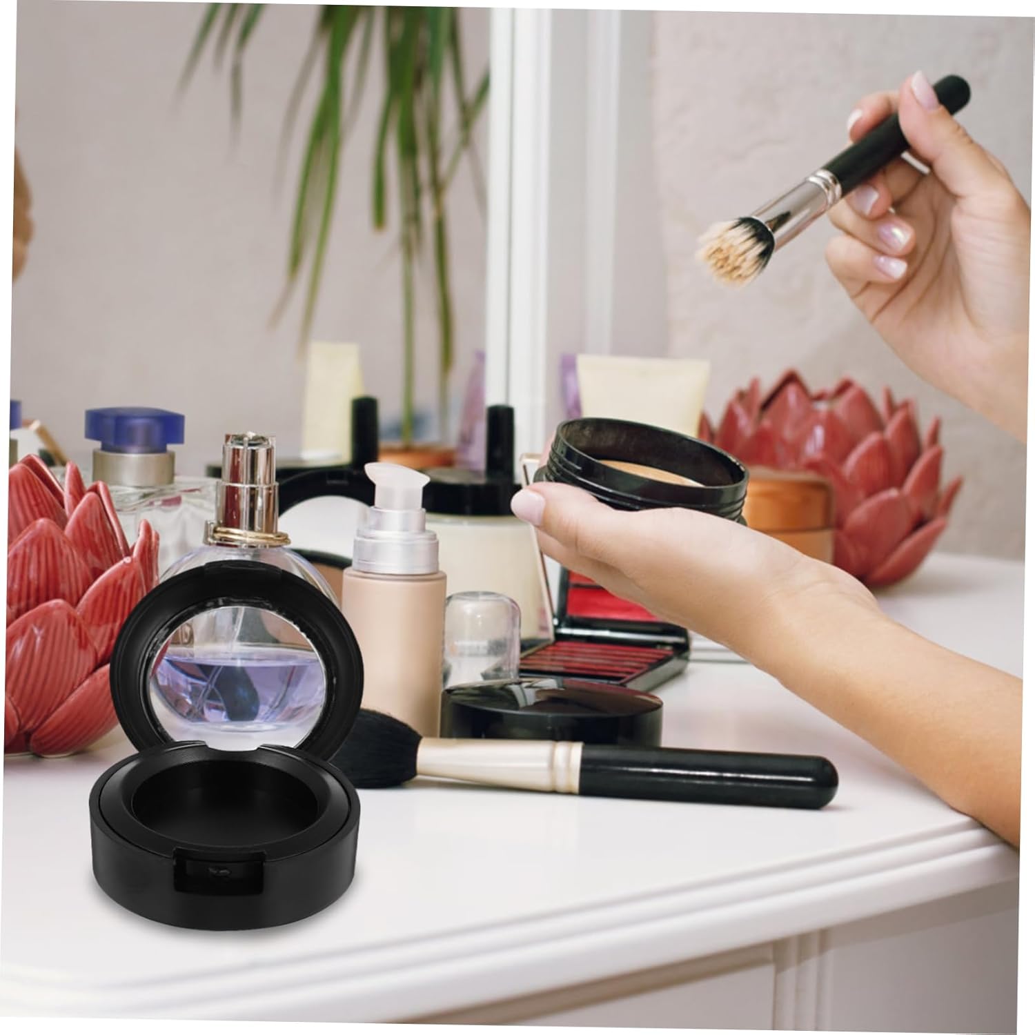 HONITANO 8PCS Eyeshadow Organizer Case for Travel and Home Use